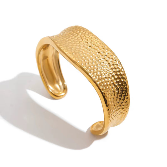 The Solenne Cuff