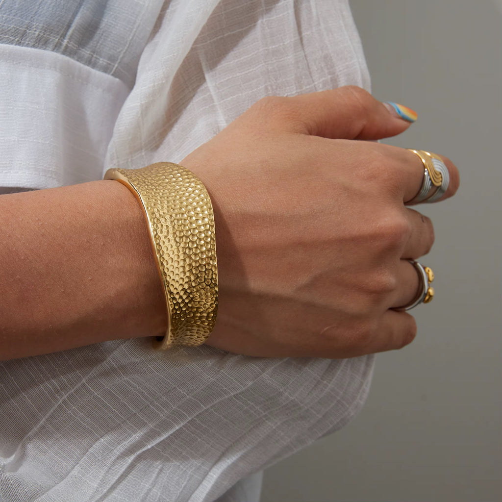 The Solenne Cuff